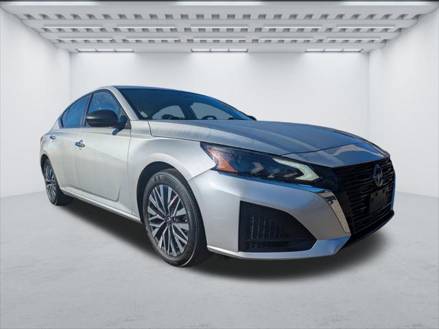 2024 Nissan Altima SV FWD