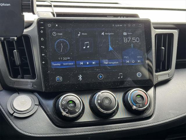 2017 Toyota RAV4 LE 2017 Toyota RAV4 LE