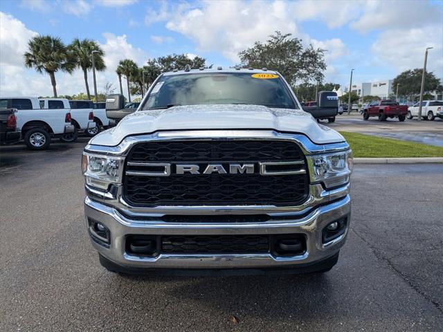 2023 RAM 2500 Tradesman Crew Cab 4x4 8 Box