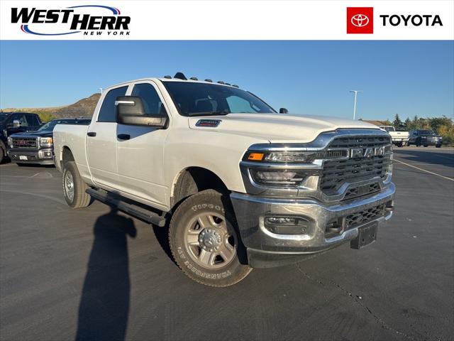 2025 RAM 2500 Tradesman Crew Cab 4x4 64 Box