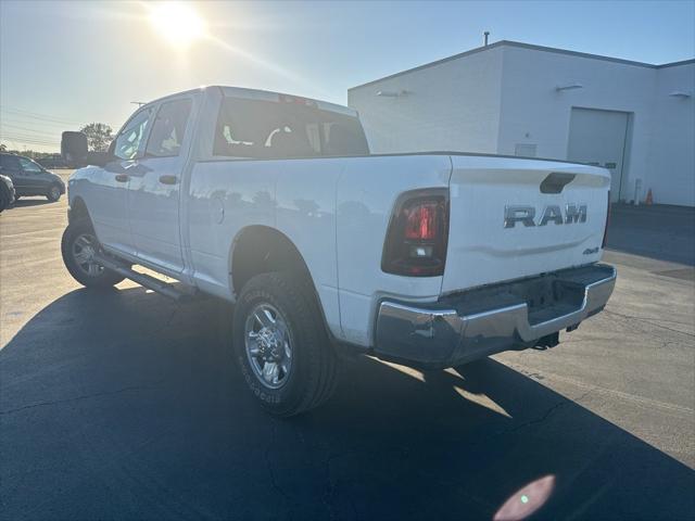2025 RAM 2500 Tradesman Crew Cab 4x4 64 Box