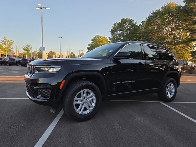 2025 Jeep Grand Cherokee GRAND CHEROKEE LAREDO 4X2
