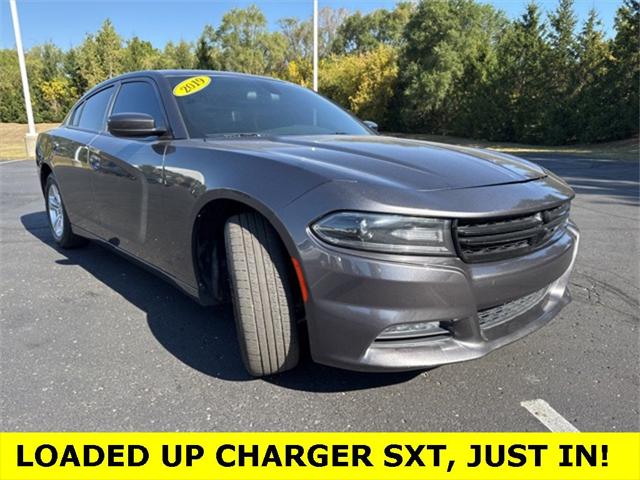 2019 Dodge Charger SXT RWD