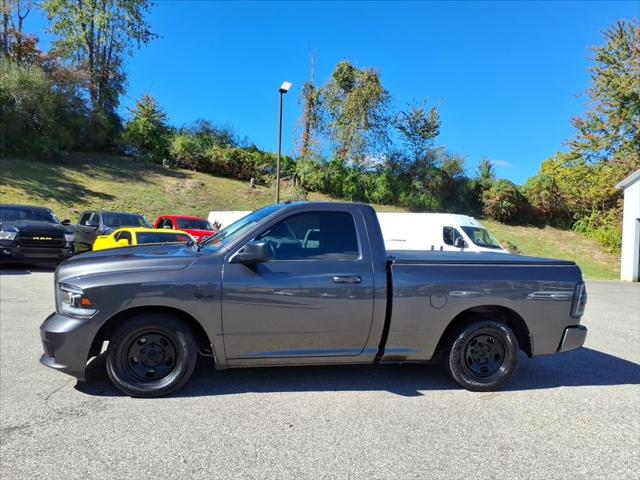 2017 RAM 1500 Express Regular Cab 4x4 64 Box 2017 RAM 1500 Express Regular Cab 4x4 64 Box