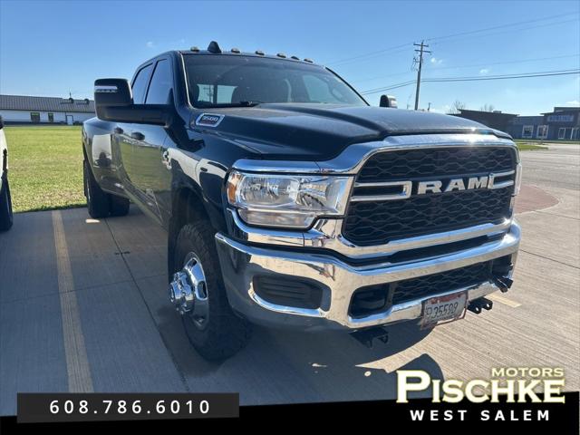 2023 RAM 3500 Tradesman Crew Cab 4x4 8 Box 2023 RAM 3500 Tradesman Crew Cab 4x4 8 Box