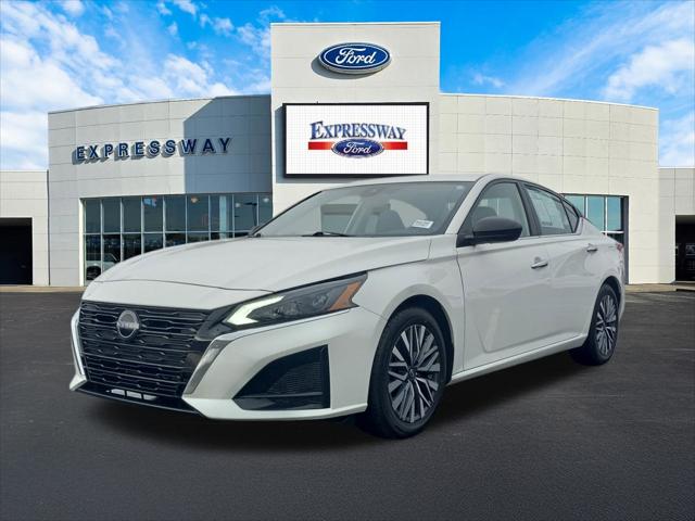 2024 Nissan Altima SV FWD