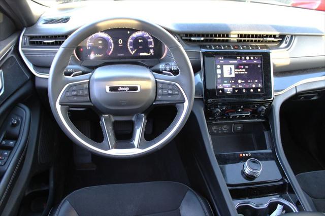 2023 Jeep Grand Cherokee L Altitude 4x4