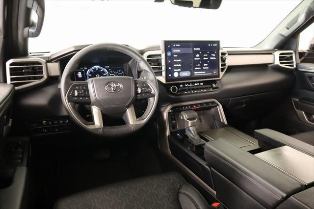 2025 Toyota Sequoia SR5