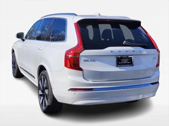 2025 Volvo XC90 Plug-In Hybrid T8 Ultra 6-Seater