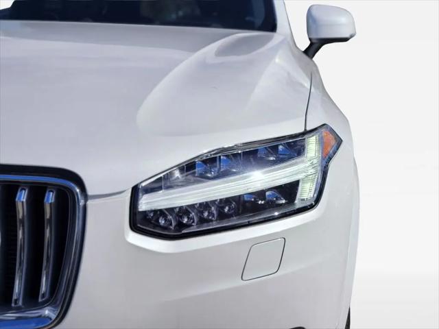 2025 Volvo XC90 Plug-In Hybrid T8 Ultra 6-Seater