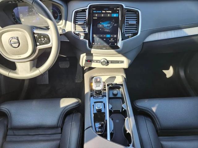 2025 Volvo XC90 Plug-In Hybrid T8 Ultra 6-Seater
