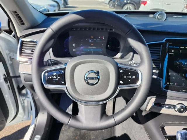 2025 Volvo XC90 Plug-In Hybrid T8 Ultra 6-Seater