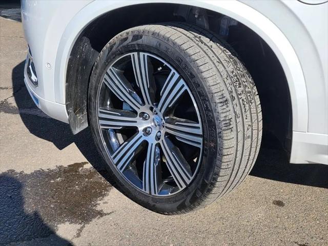 2025 Volvo XC90 Plug-In Hybrid T8 Ultra 6-Seater