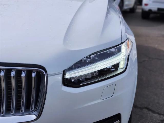 2025 Volvo XC90 Plug-In Hybrid T8 Ultra 6-Seater