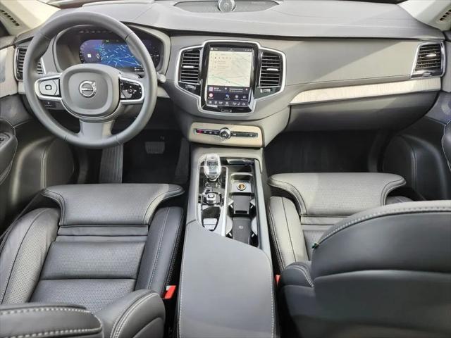 2025 Volvo XC90 Plug-In Hybrid T8 Ultra 6-Seater