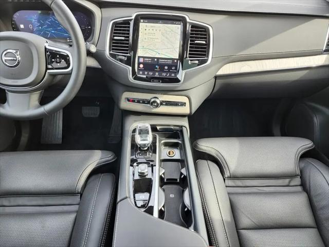 2025 Volvo XC90 Plug-In Hybrid T8 Ultra 6-Seater
