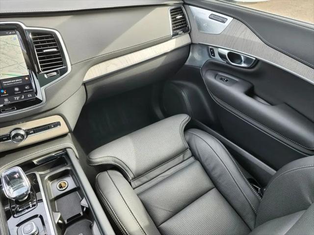 2025 Volvo XC90 Plug-In Hybrid T8 Ultra 6-Seater