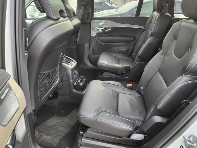 2025 Volvo XC90 Plug-In Hybrid T8 Ultra 6-Seater