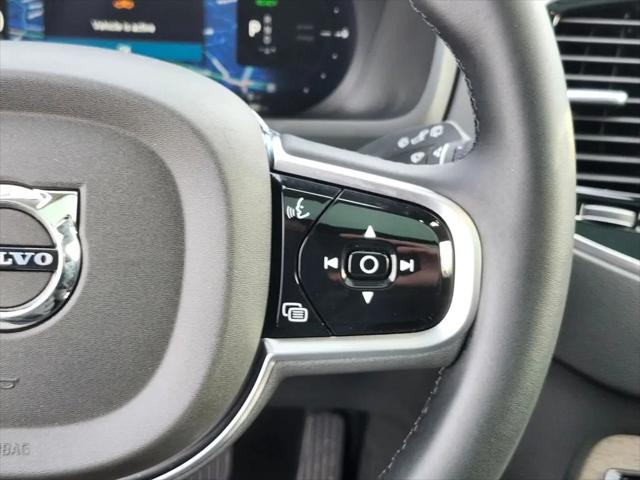 2025 Volvo XC90 Plug-In Hybrid T8 Ultra 6-Seater