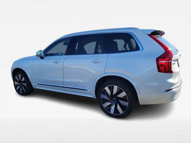 2025 Volvo XC90 Plug-In Hybrid T8 Ultra 6-Seater