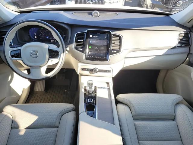 2025 Volvo XC90 Plug-In Hybrid T8 Ultra 6-Seater