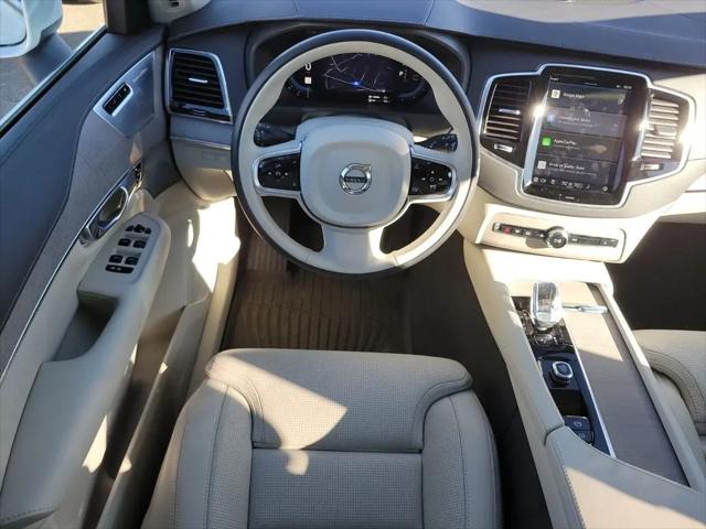 2025 Volvo XC90 Plug-In Hybrid T8 Ultra 6-Seater
