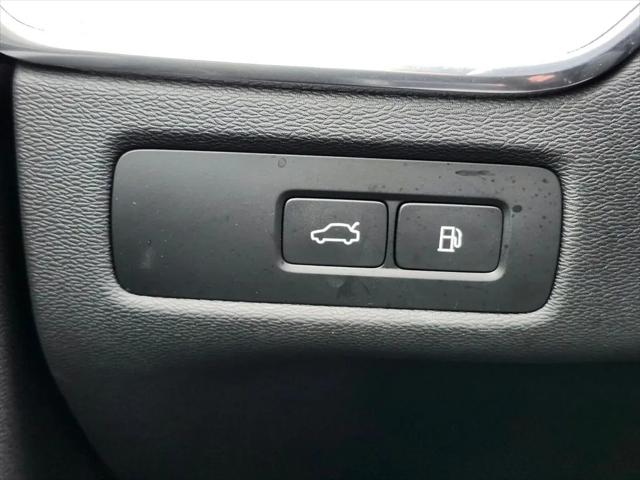 2025 Volvo XC60 Plug-In Hybrid Plus, T8 AWD Electric/Gasoline, Dark