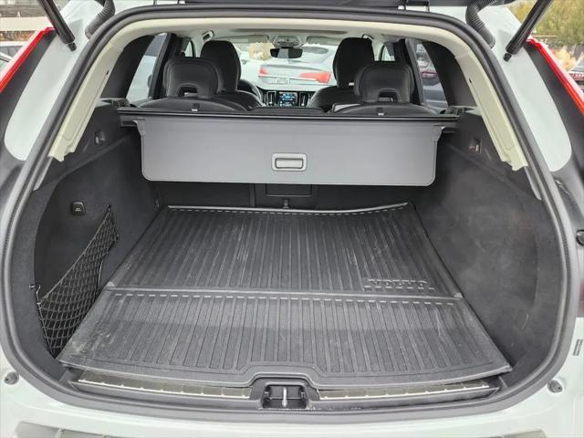 2025 Volvo XC60 Plug-In Hybrid Plus, T8 AWD Electric/Gasoline, Dark