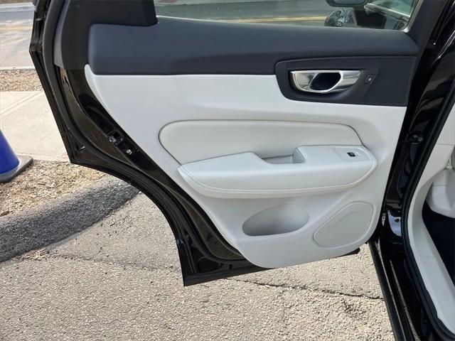 2025 Volvo XC60 Plug-In Hybrid Core, T8 AWD Electric/Gasoline, Dark