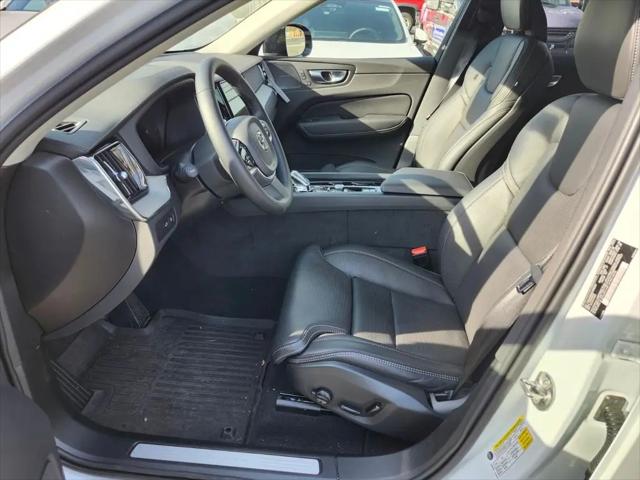 2025 Volvo XC60 Plug-In Hybrid Ultra, T8 AWD Electric/Gasoline, Dark
