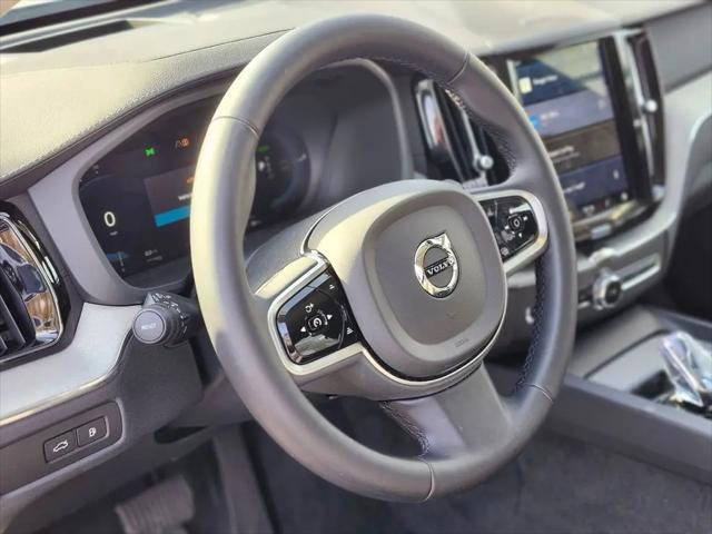 2025 Volvo XC60 Plug-In Hybrid Ultra, T8 AWD Electric/Gasoline, Dark