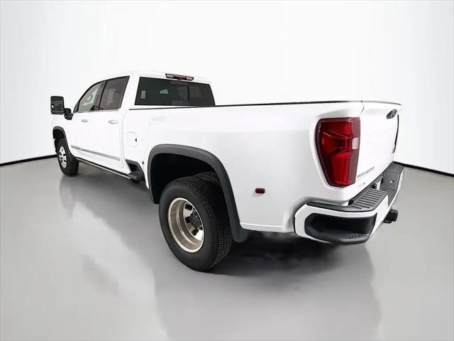 2026 Chevrolet Silverado 3500HD Crew Cab, Long Bed, High Country Dual Rear Wheel, RWD