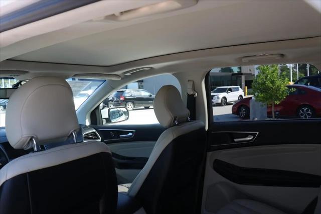 2016 Ford Edge Titanium