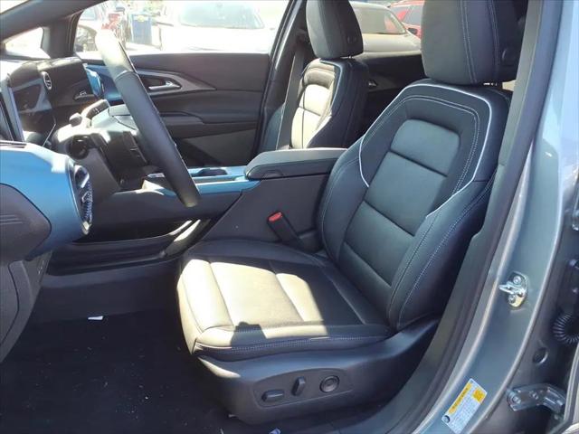 2025 Chevrolet Equinox LT 2