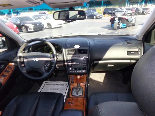 2003 INFINITI I35 Luxury
