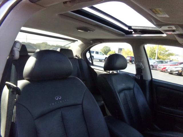2003 INFINITI I35 Luxury