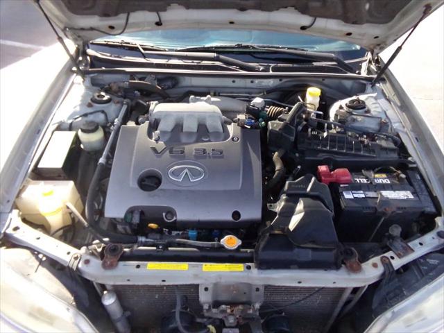 2003 INFINITI I35 Luxury