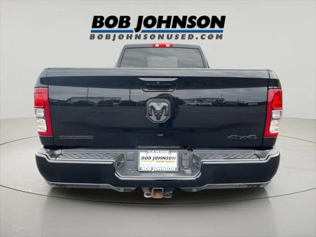 2022 Ram 3500 Big Horn Crew Cab 4x4 8' Box