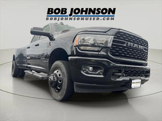 2022 Ram 3500 Big Horn Crew Cab 4x4 8' Box