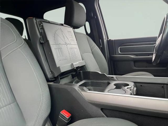2022 Ram 3500 Big Horn Crew Cab 4x4 8' Box