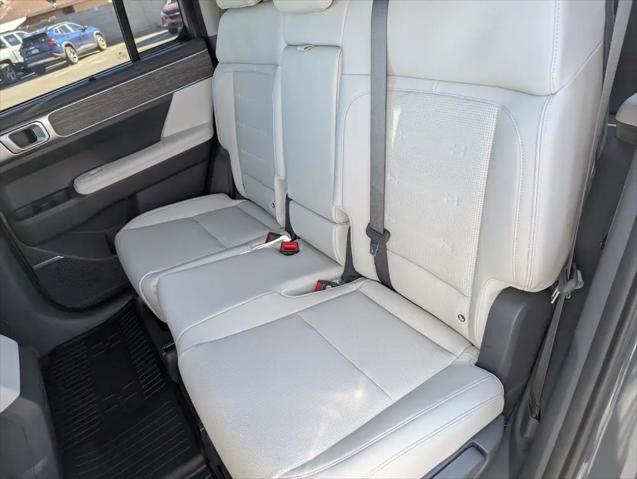 2026 Hyundai Santa Fe Hybrid Limited 7 Passenger
