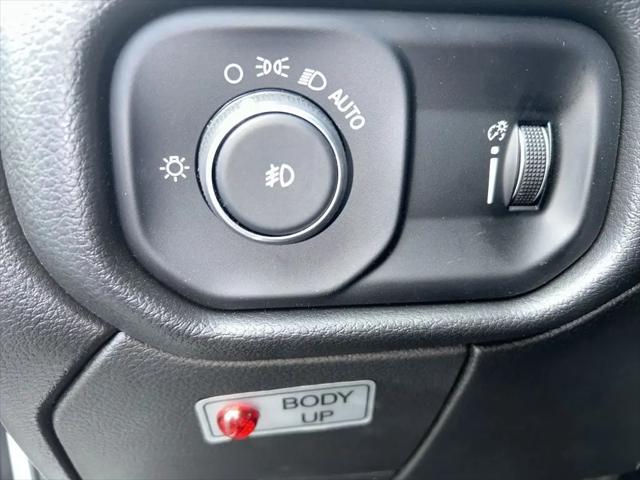 2024 Ram 3500 Tradesman/SLT/Laramie/Limited