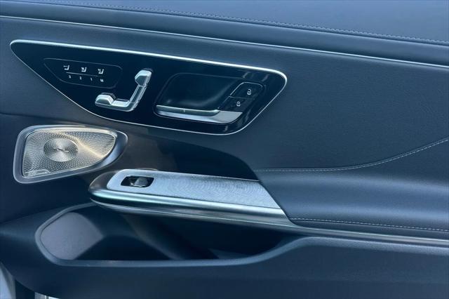 2026 Mercedes-Benz E-CLASS E 300 CLE 300