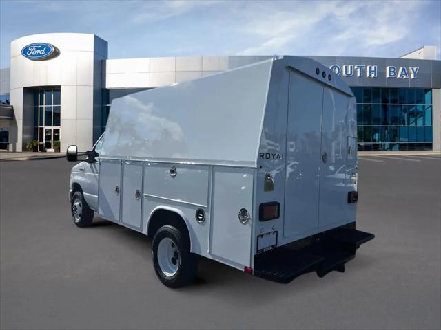 2026 Ford E-350 Cutaway E-Series Cutaway