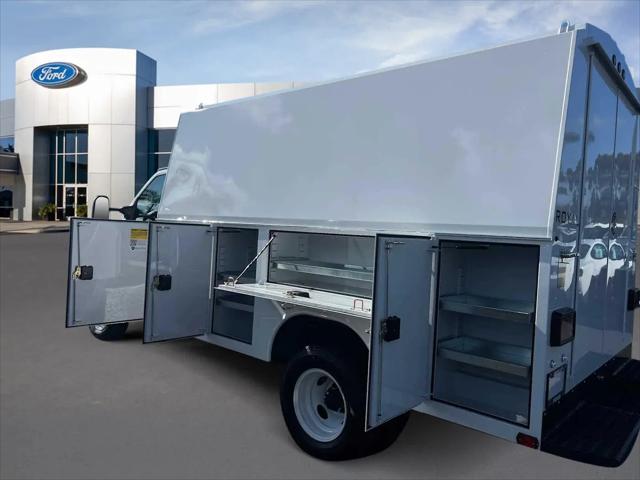 2026 Ford E-350 Cutaway E-Series Cutaway