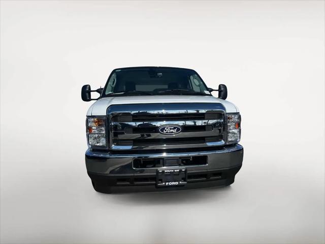 2026 Ford E-350 Cutaway E-Series Cutaway