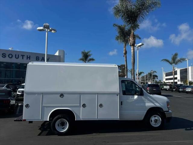 2026 Ford E-350 Cutaway E-Series Cutaway