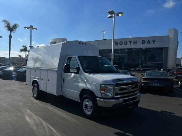 2026 Ford E-350 Cutaway E-Series Cutaway