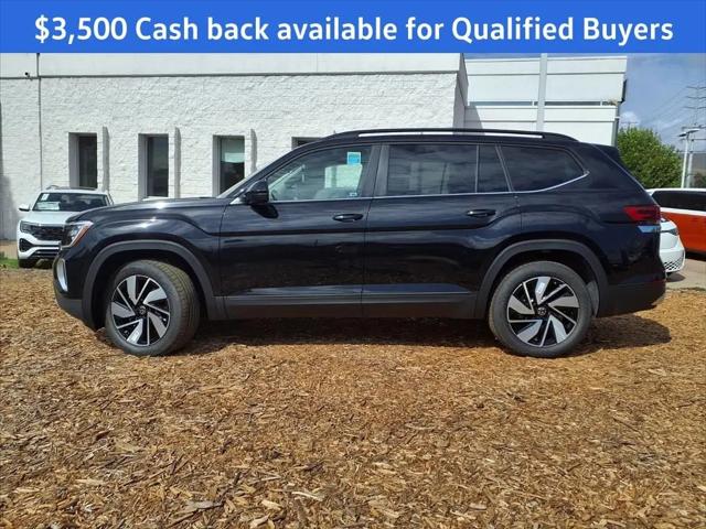 2026 Volkswagen Atlas SE with Technology