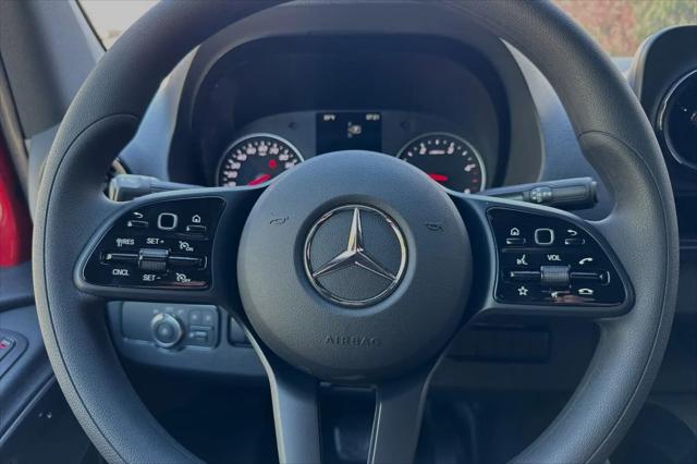 2024 Mercedes-Benz Sprinter 2500 Standard Roof 4-Cyl Diesel